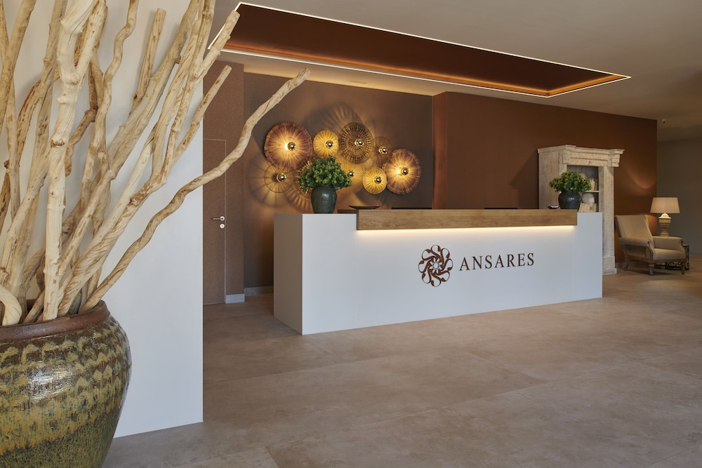 Ansares Hotel 6/50