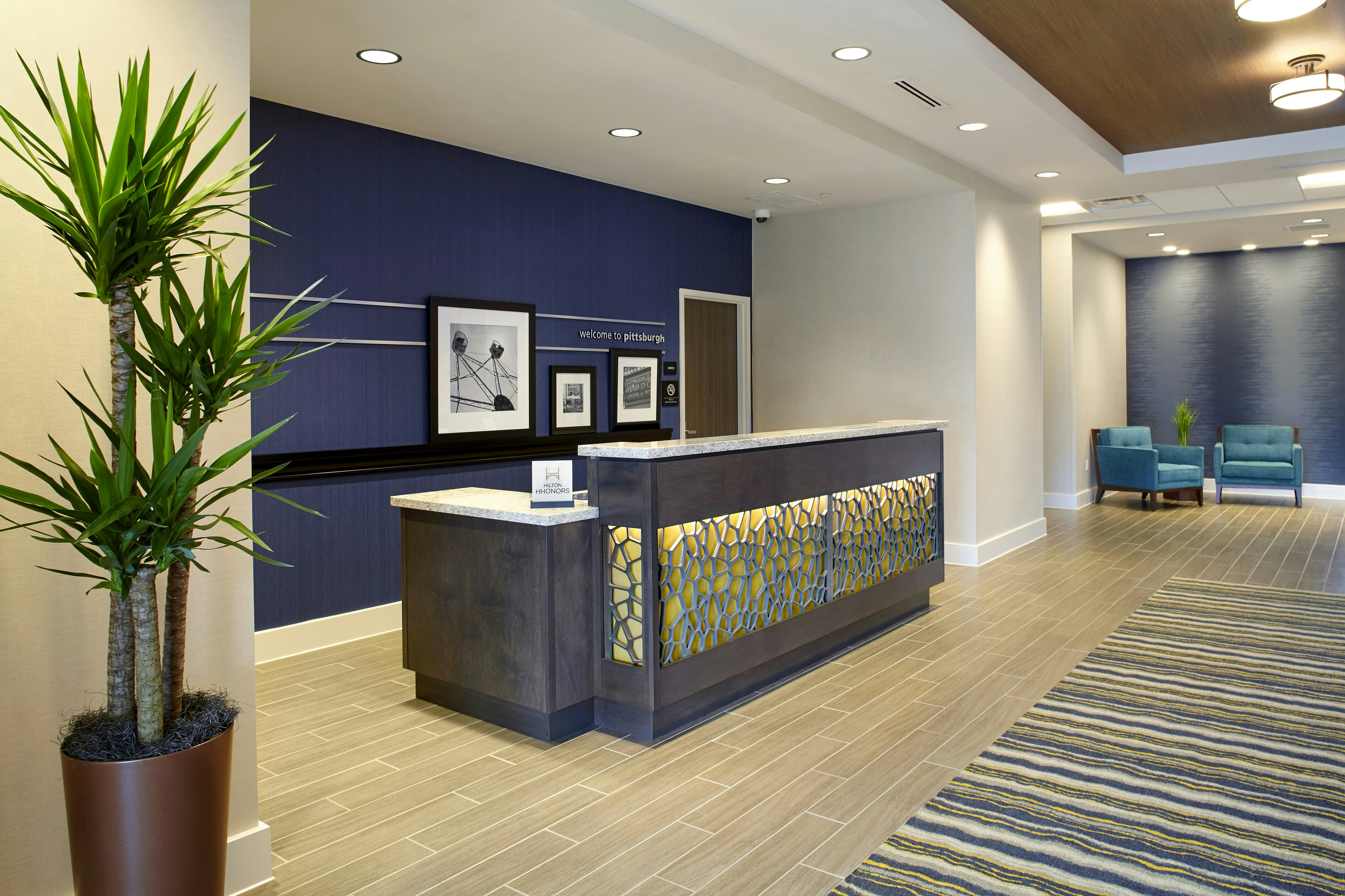 Hampton Inn Suites Pittsburgh Airport South Settlers Ridge 13/60