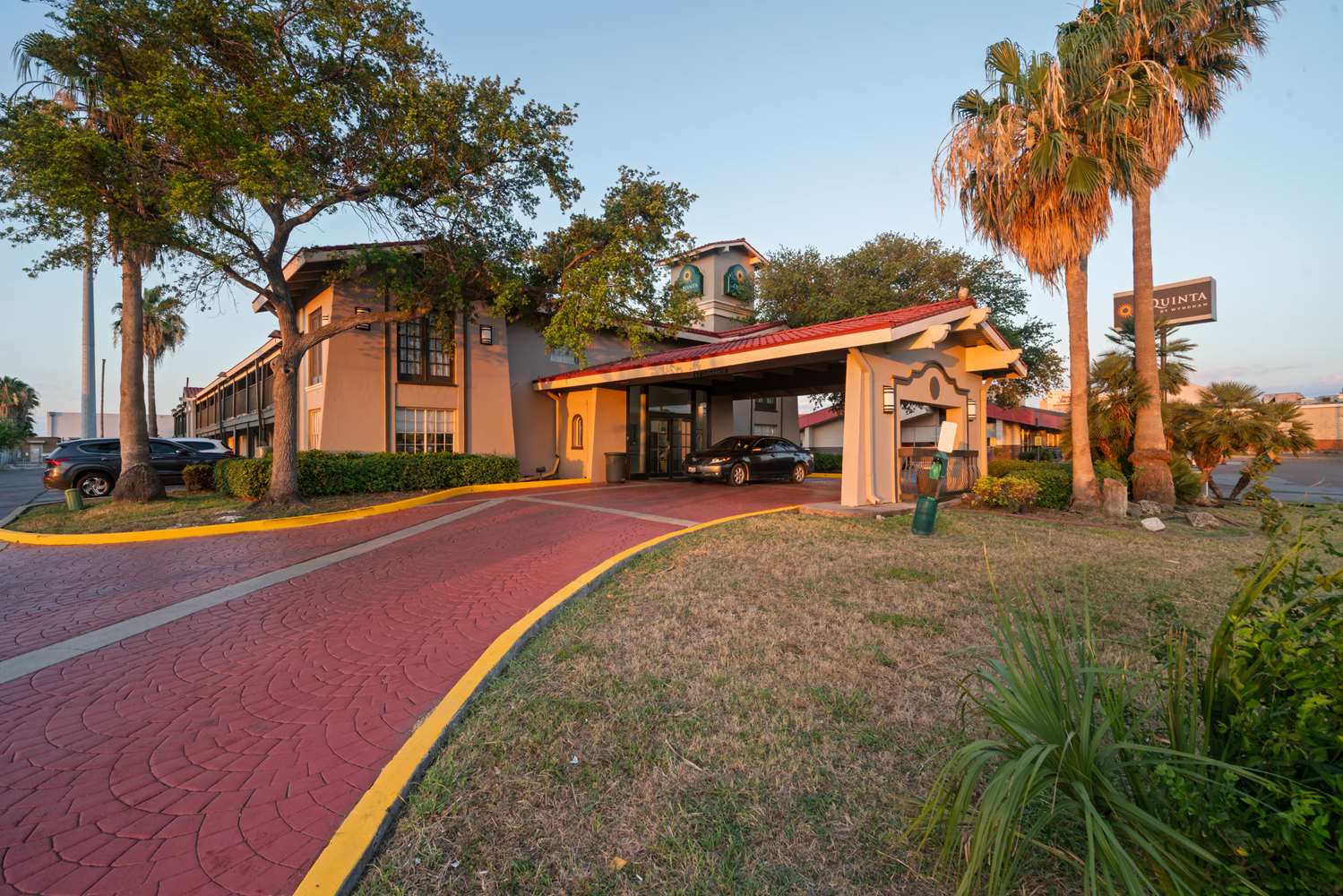 La Quinta Inn Corpus Christi North 57/71