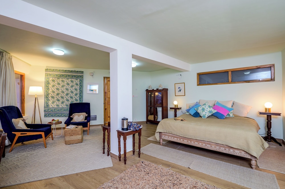Neemrana's - Ramgarh Bungalows 41/60