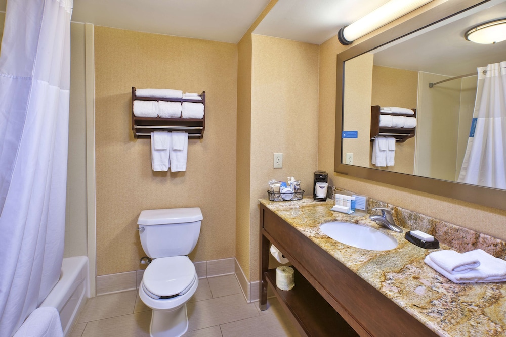 Hampton Inn Marietta 28/58