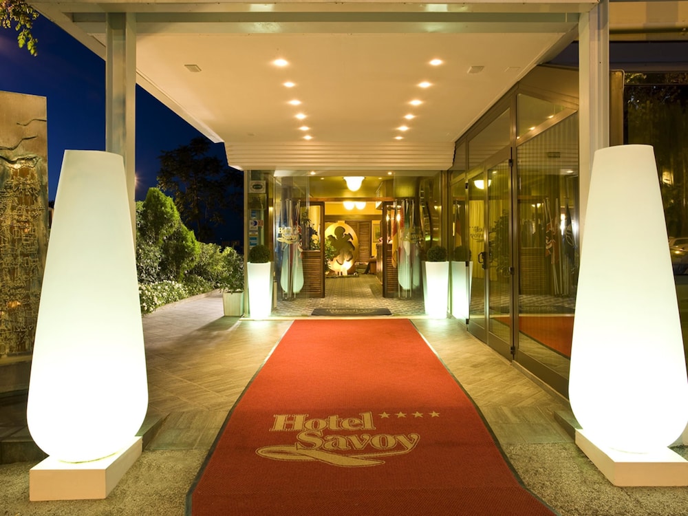 Savoy Hotel 11/68