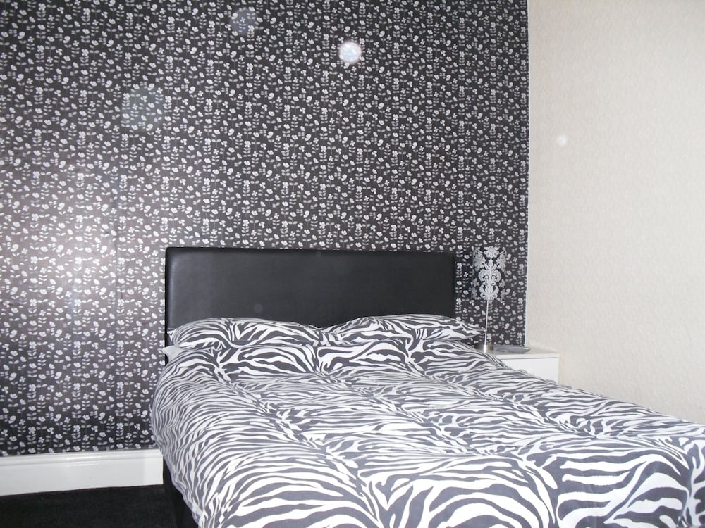 Trentham Private Hotel 11/50