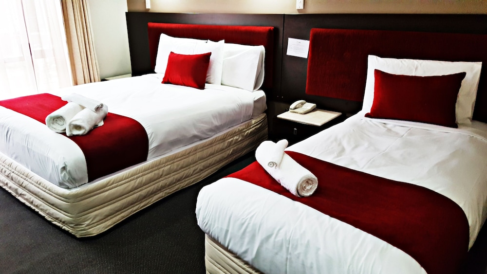 Auckland Airport Kiwi Hotel 35/62