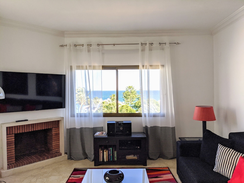 Coral Beach Aparthotel 52/77
