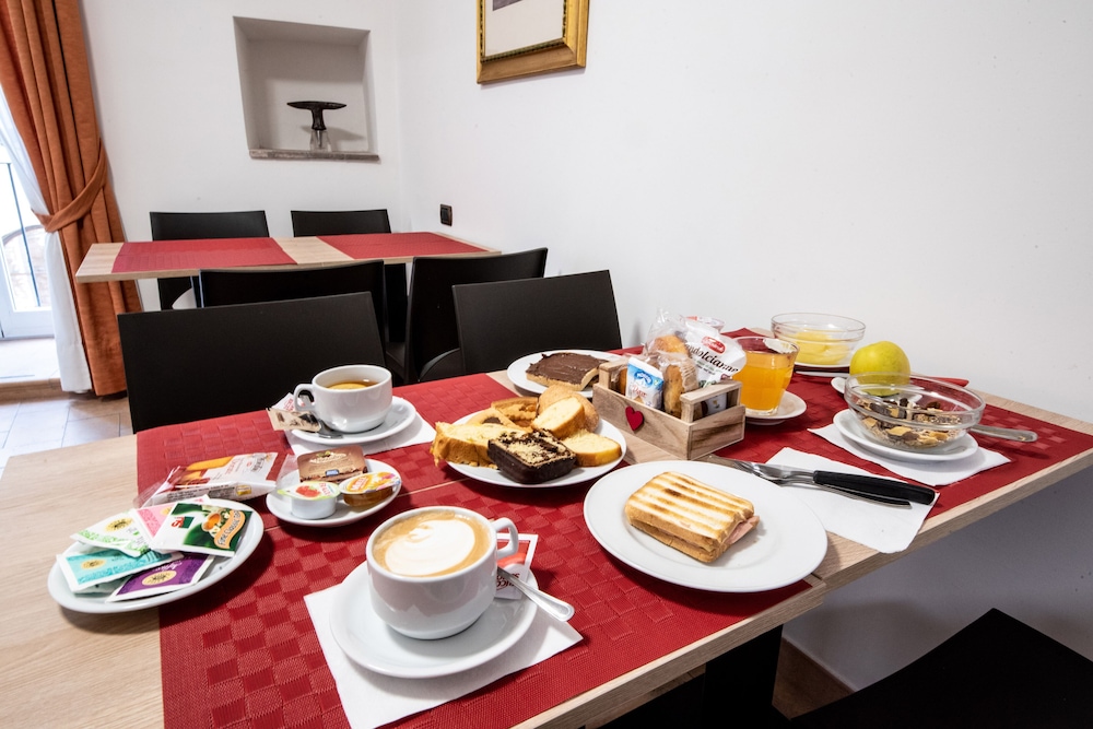 Hotel Sole 24/50