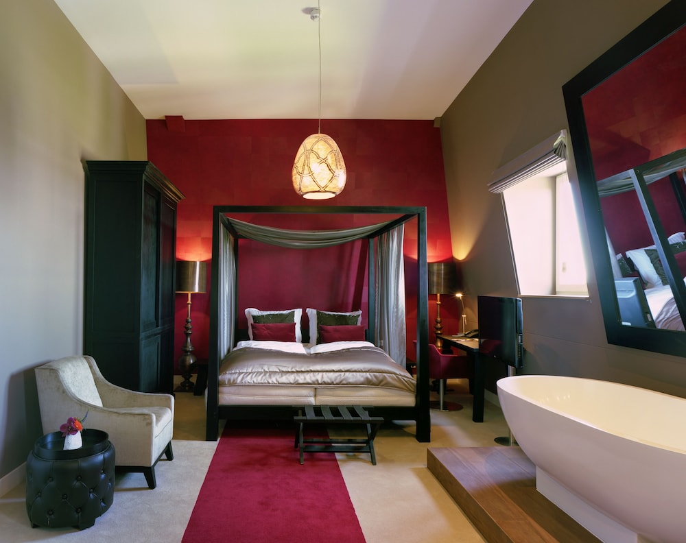 Merici Hotel 52/75