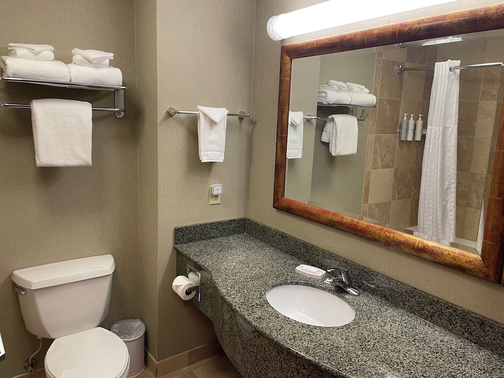 SouthShore Hotel on Lake Bemidji, Trademark Coll by Wyndham 39/40