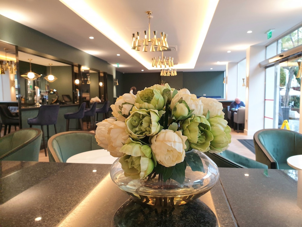 The Eliott Hotel 8/39