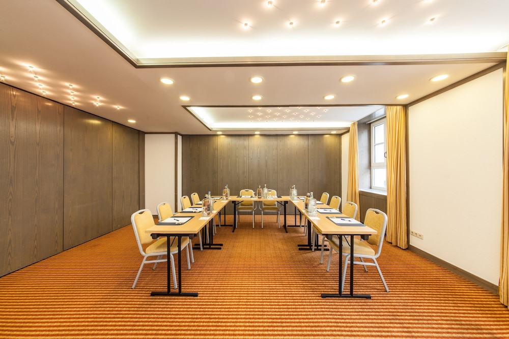 Hotel Offenbacher Hof 42/50