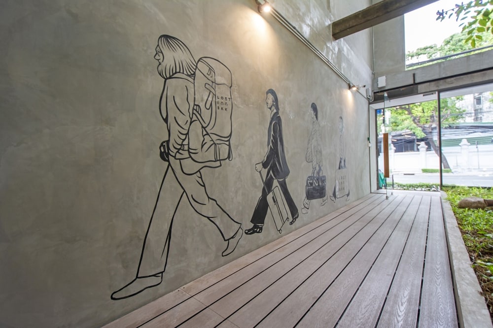 Lost Inn Bkk 4/67