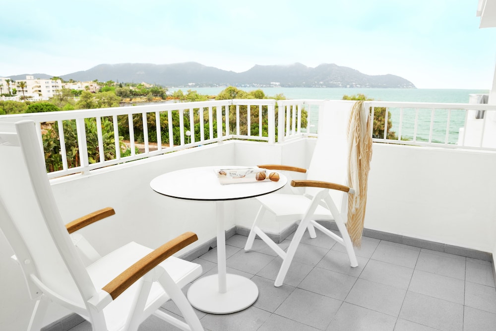 Hipotels Apartamentos Cala Bona 6/56