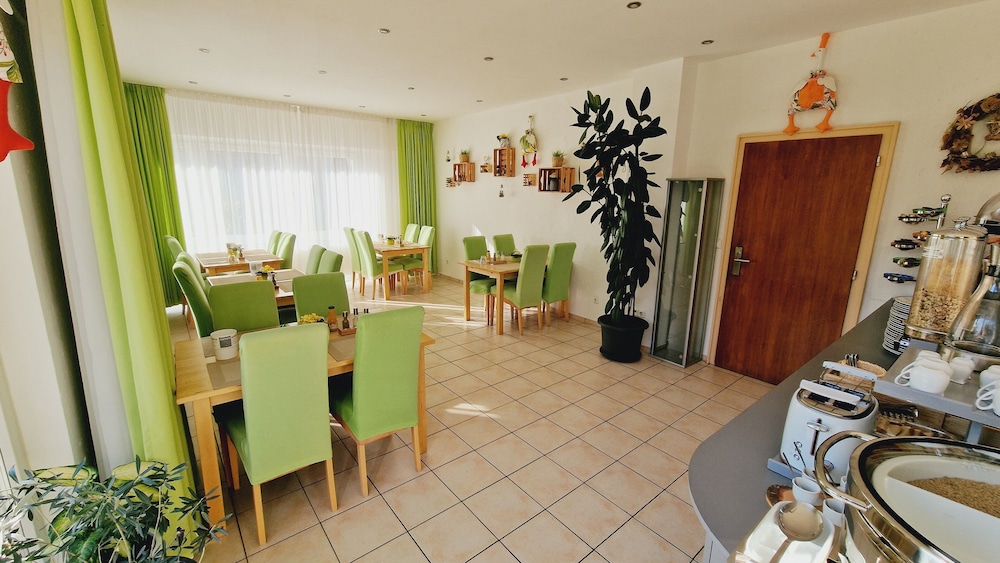 Hotel Garni Metzingen 34/49