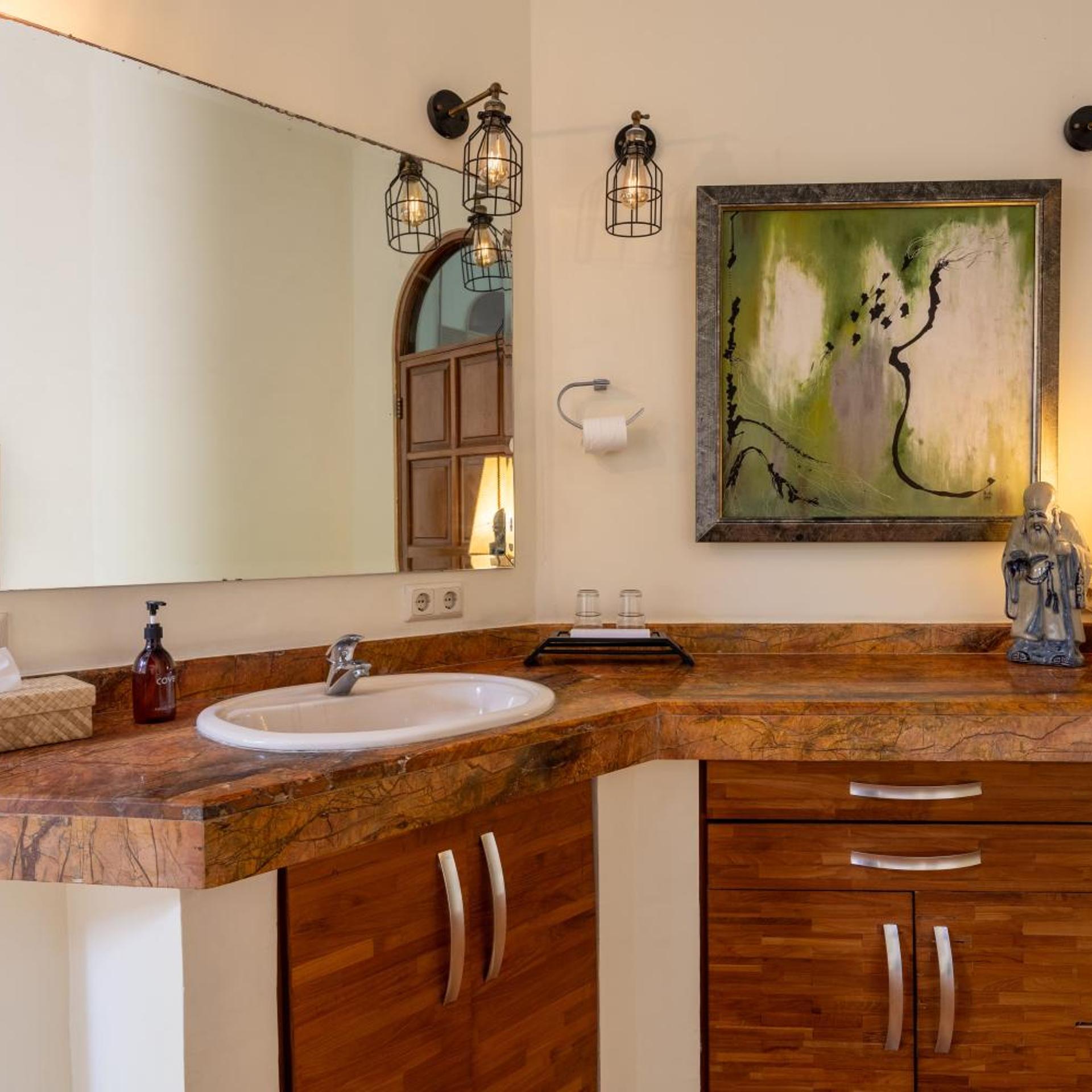Urbanest Inn Villa 3/50