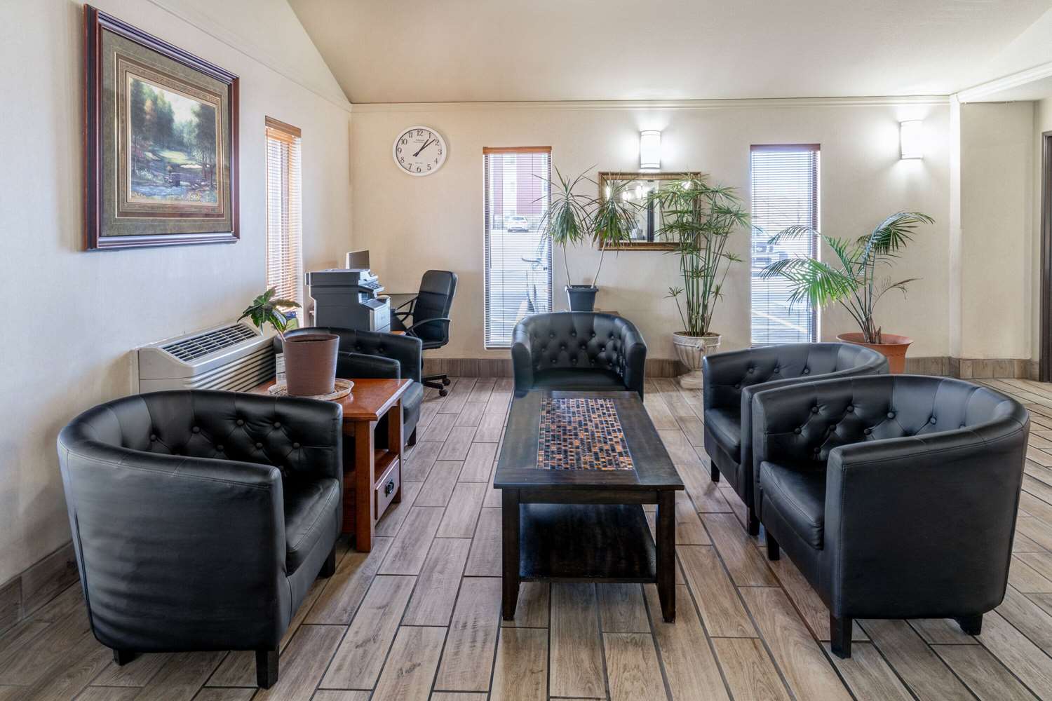 Super 8 By Wyndham Cheyenne Wy 23/32