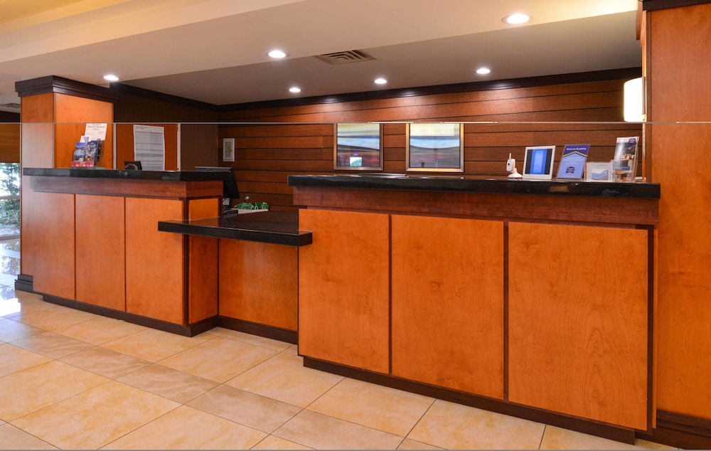 Fairfield Inn And Suites By Marriott Ft Pierce 4/50