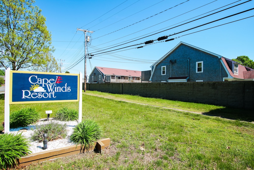 Cape Winds Resort 4/46