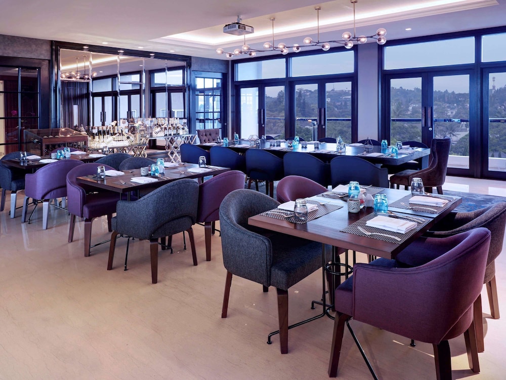 Grand Mercure Bandung Setiabudi 54/71