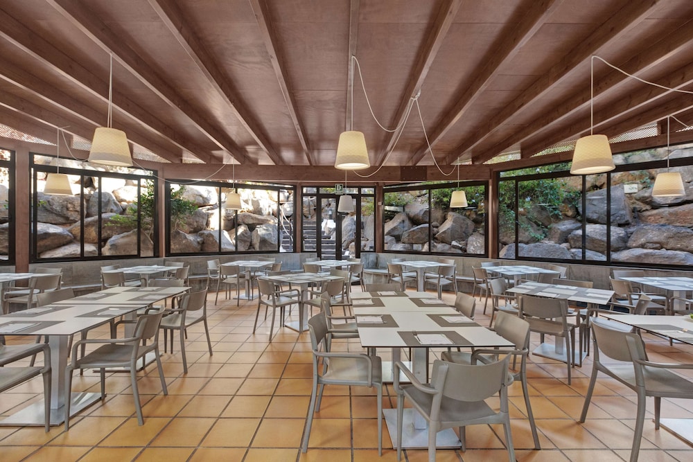 THB Tropical Island 44/63