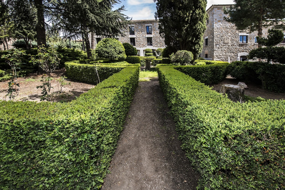Parador de Avila 53/64