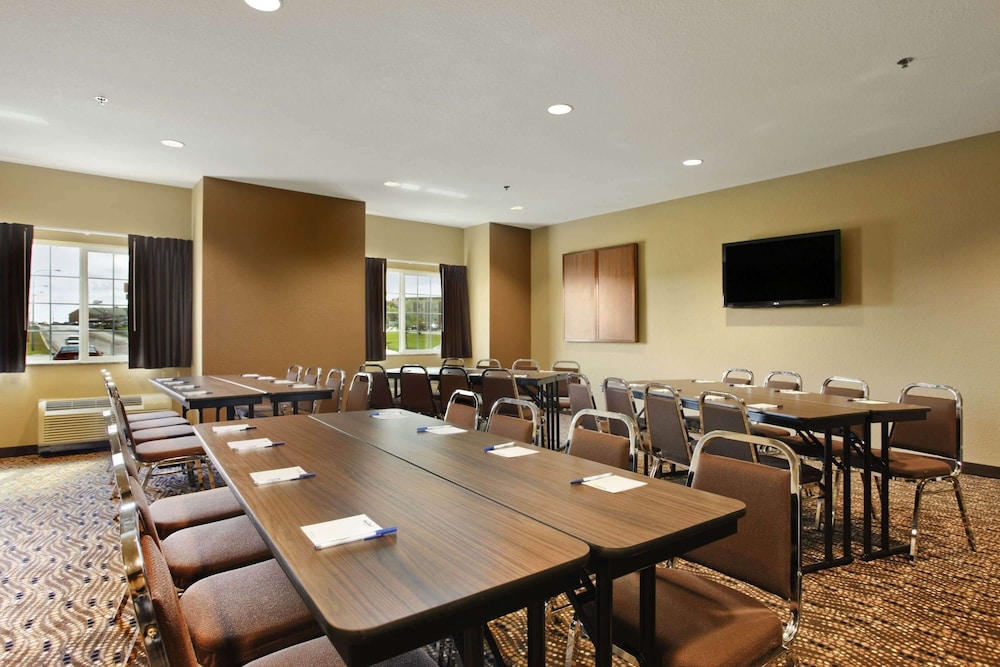 Microtel Inn & Suites By Wyndham Williston 30/36