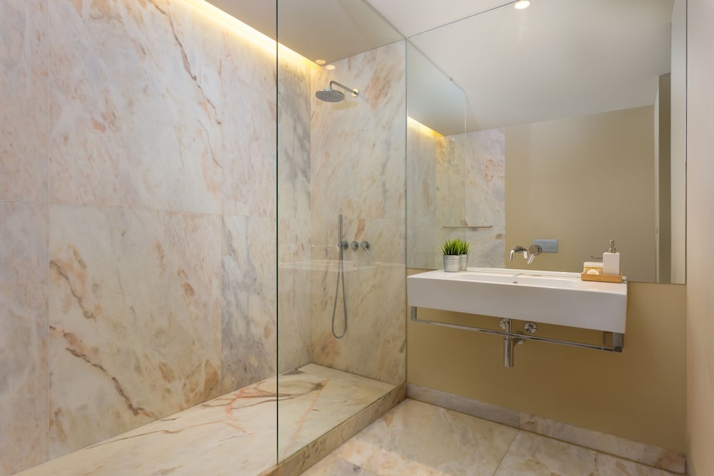 Lisbon Finestay 8 Building 50/50