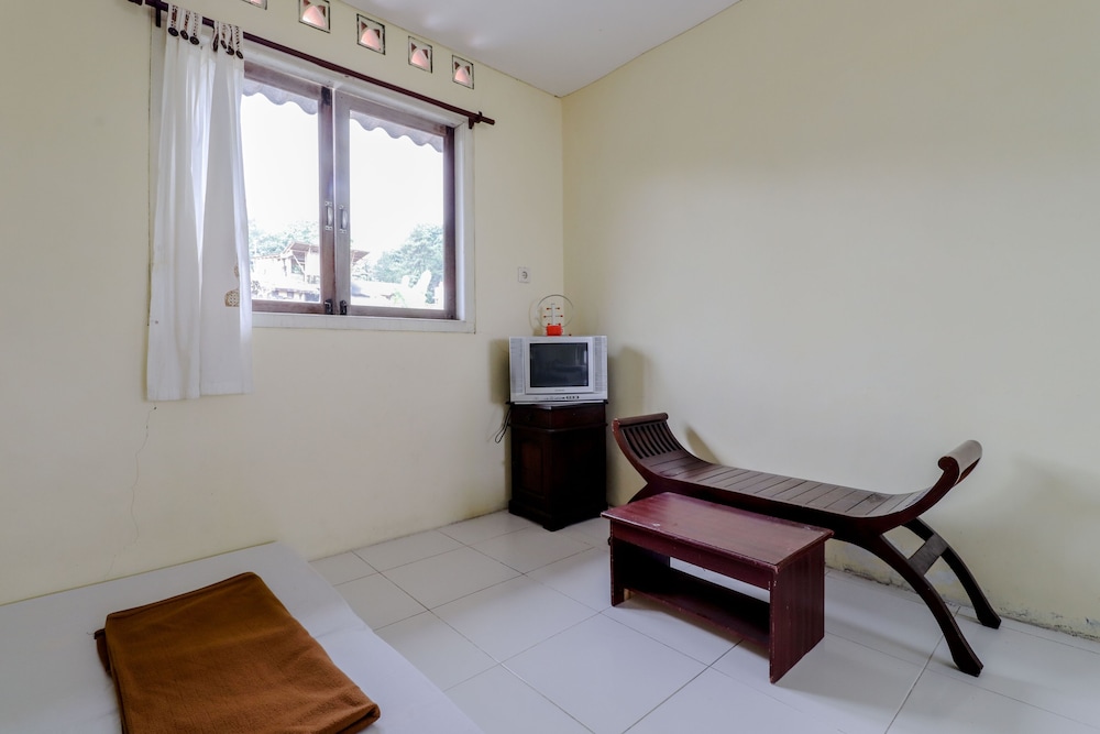 Hotel Kayu Manis by ZUZU 43/48