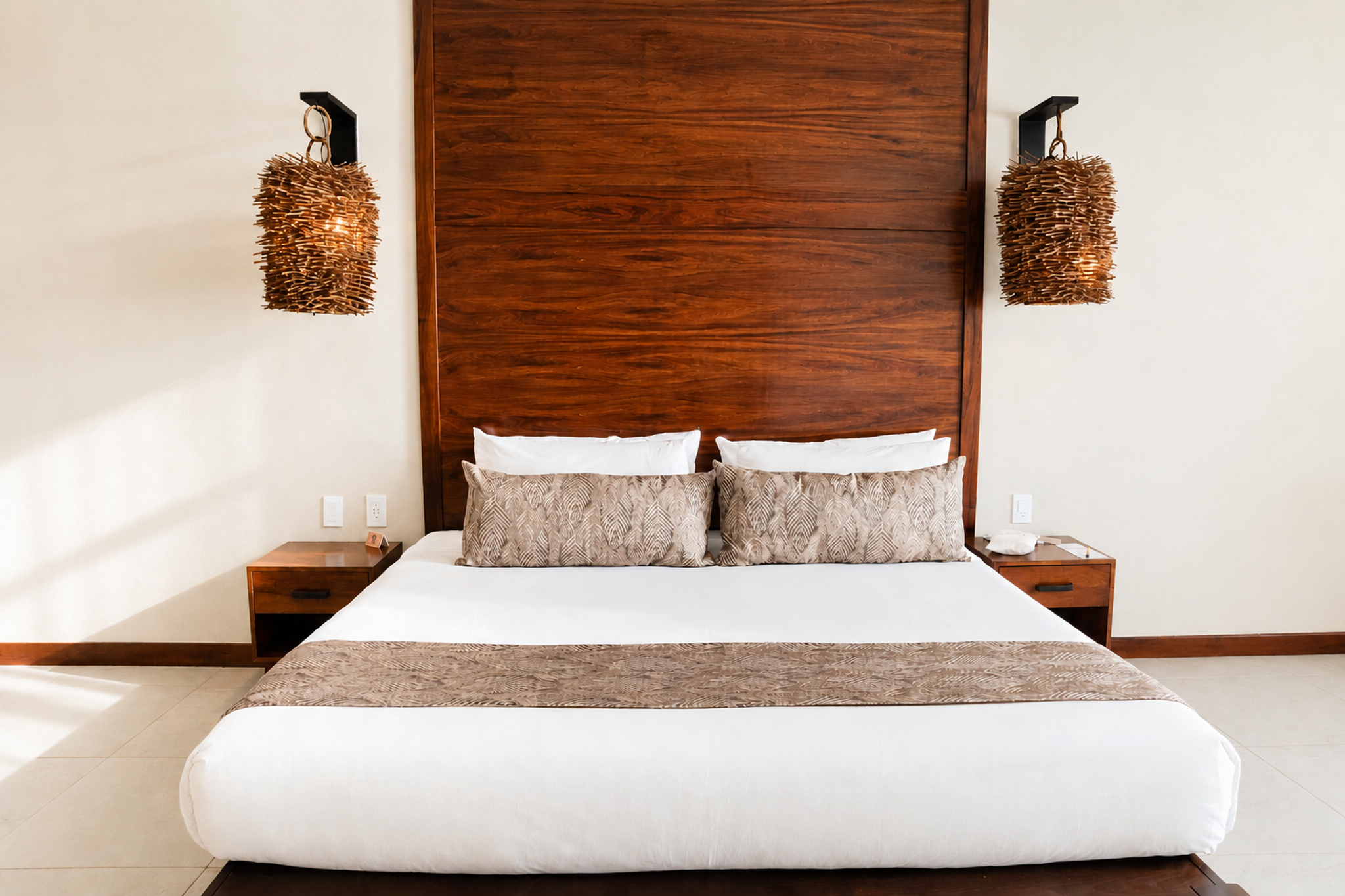 Room, King Bed, Ocean Front، The Mint Resort Isla Mujeres 2/3