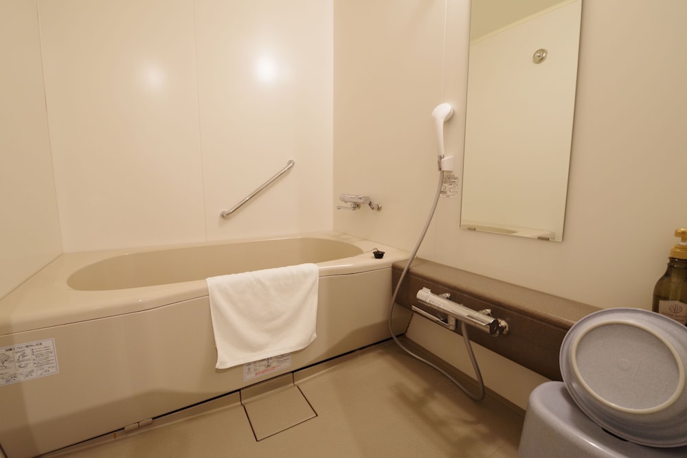 غرفة ديلوكس ثلاثية، Hotel Hokke Club Osaka 5/7