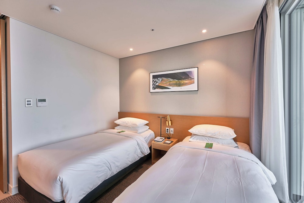 Lavi de Atlan Hotel 2 8/24