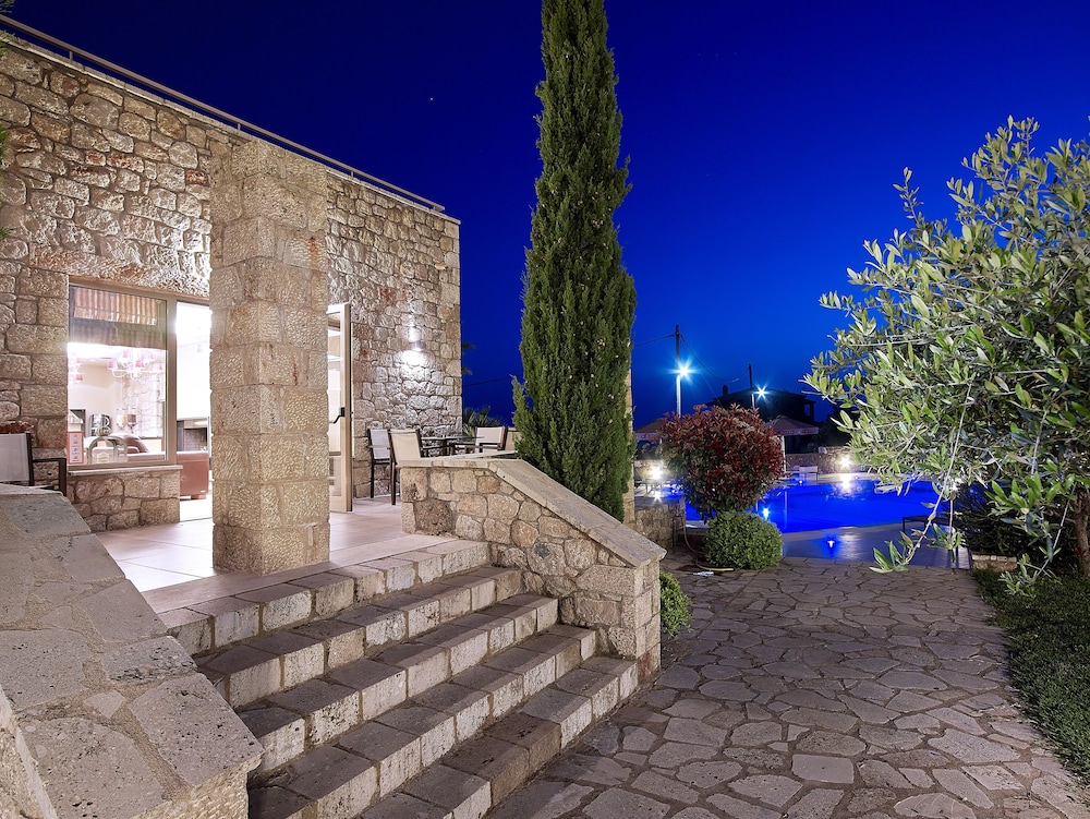 Anaxo Resort 37/69