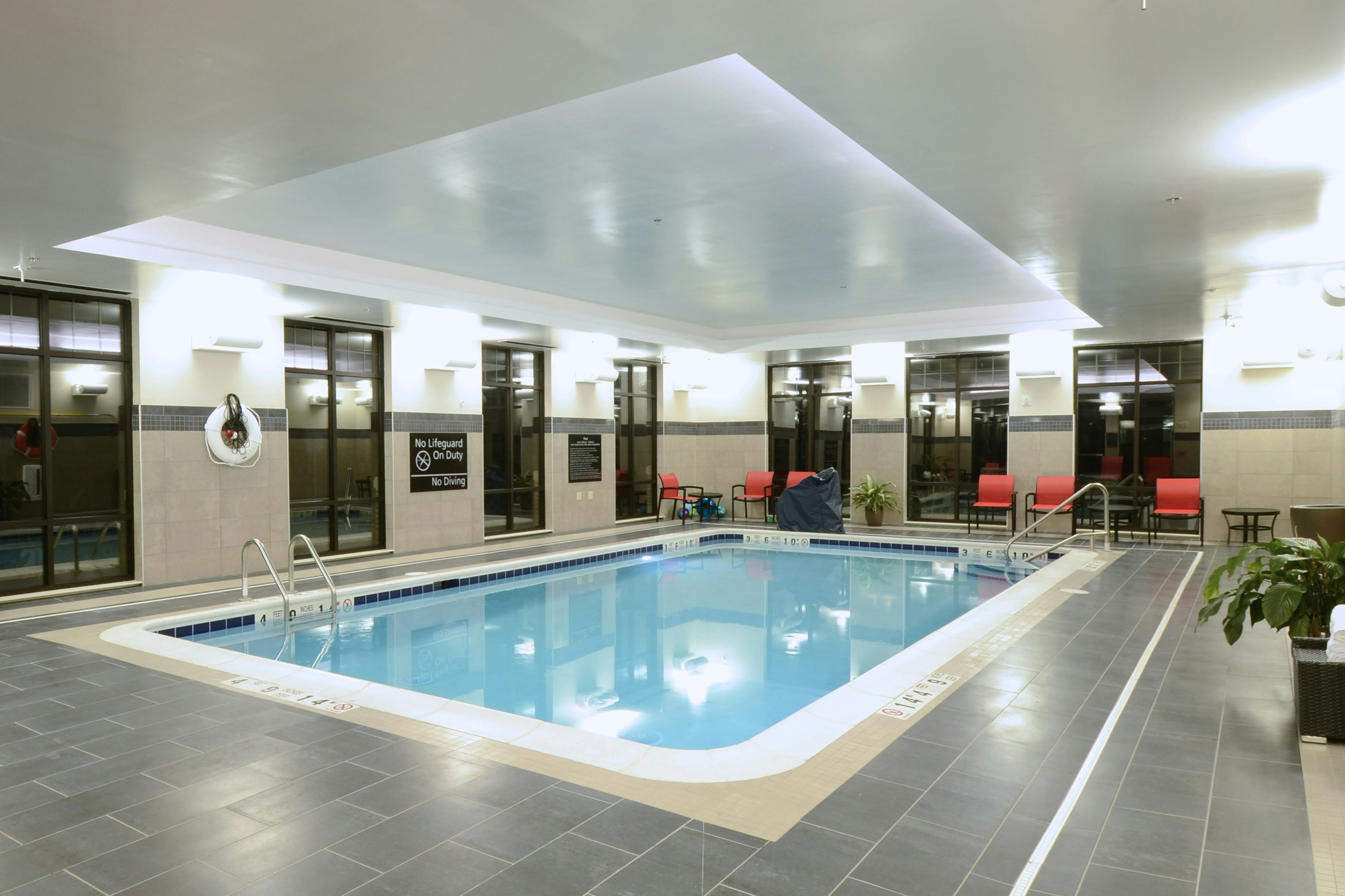 Hampton Inn Suites Cazenovia Ny 19/41