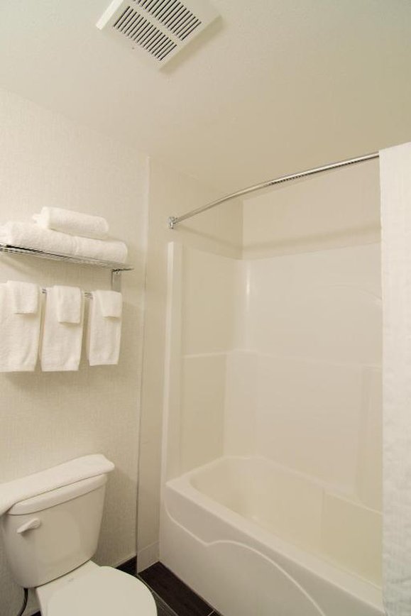 Paradise Inn and Suites Redwater 9/11