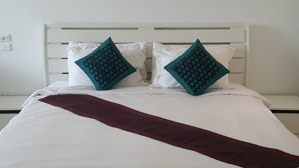 Vtsix Condo Rentals at View Talay 6 Pattaya 15/71