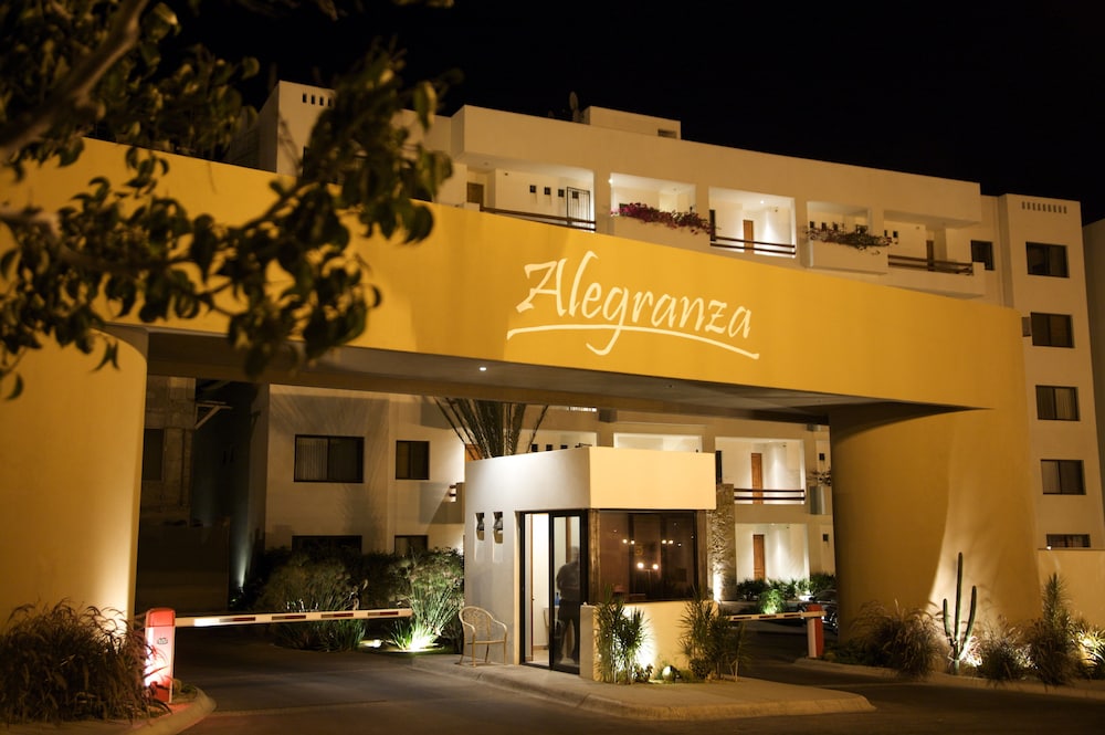 Alegranza Luxury Resort All Master Suite 1/50