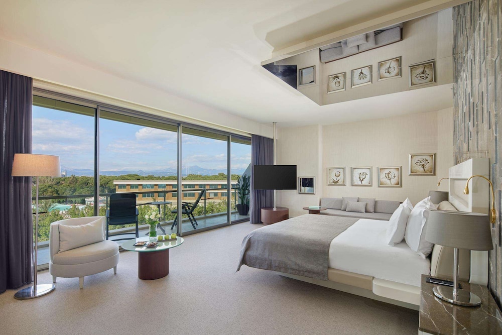 Land, Suite, Triple, Double Bed