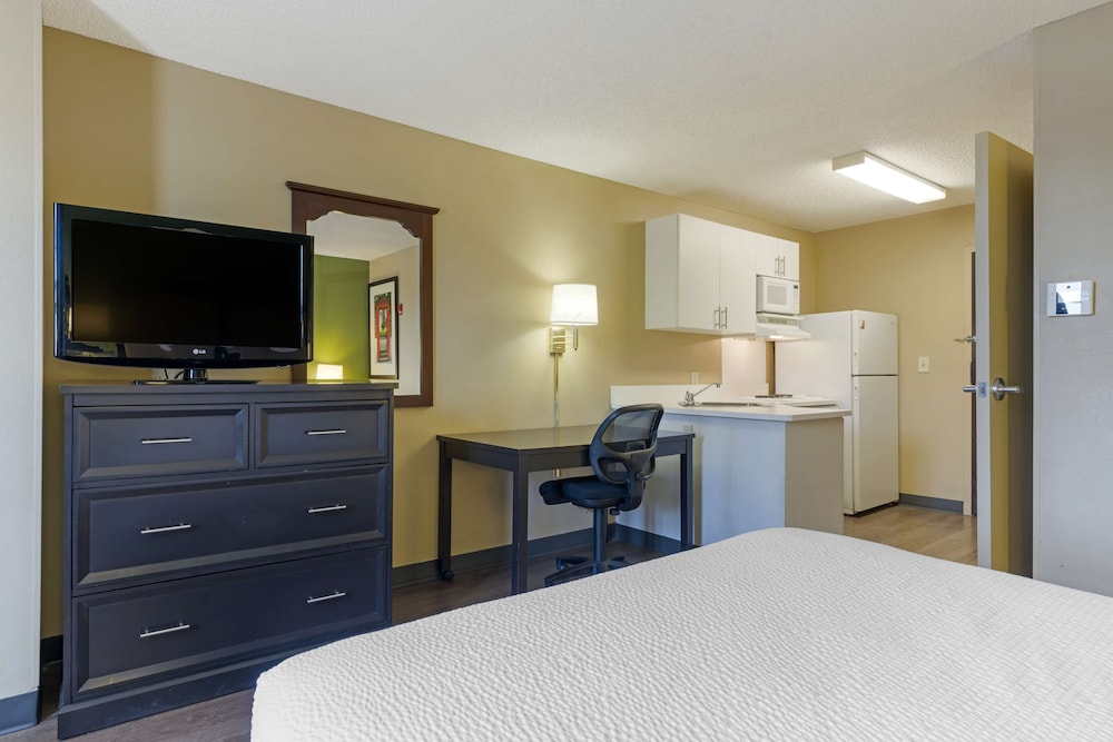 Extended Stay America - Stockton - March Lane 21/39