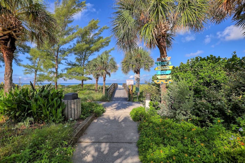 BeachTrail Lodging 24/73