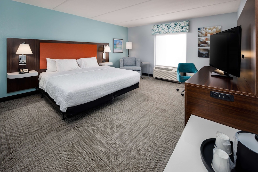Hampton Inn and Suites Navarre 14/53