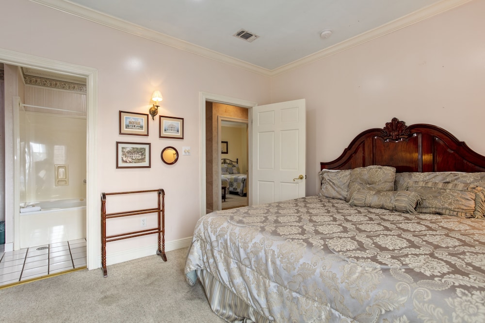 2 BEDROOMS, COTTAGE