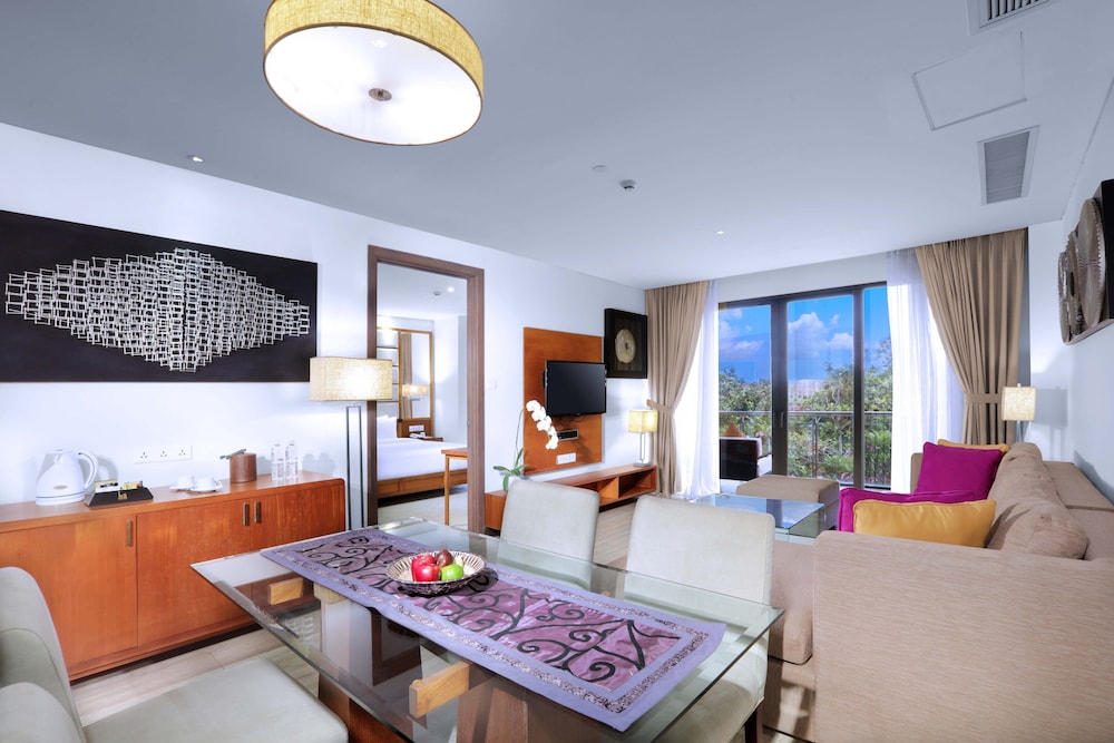 Lv8 Resort Hotel 51/72