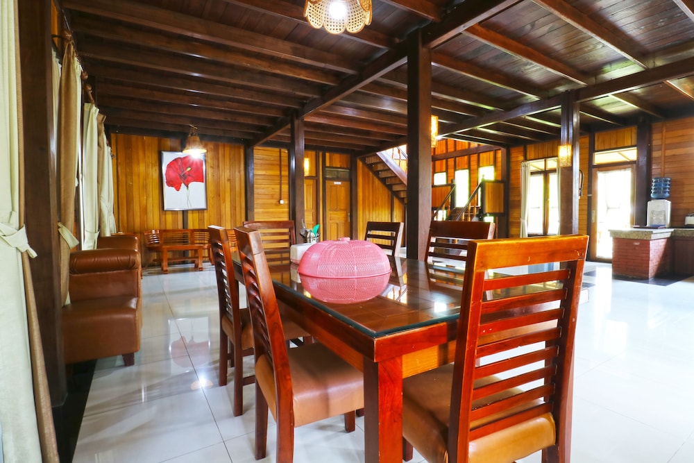Villa Gardenia Bandung [VR] 43/60