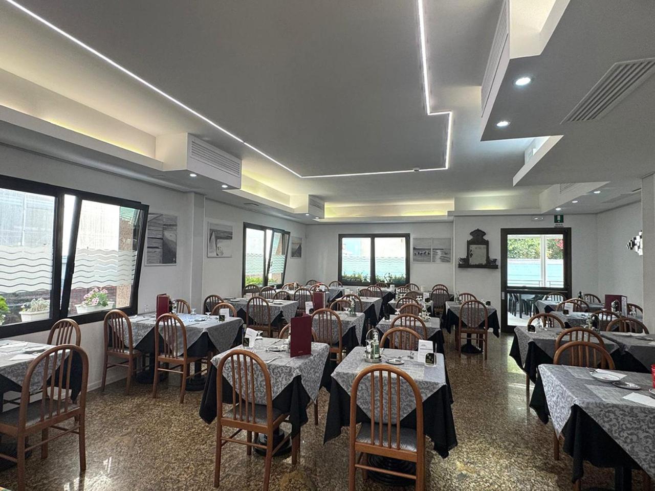 Hotel Ondina 23/33