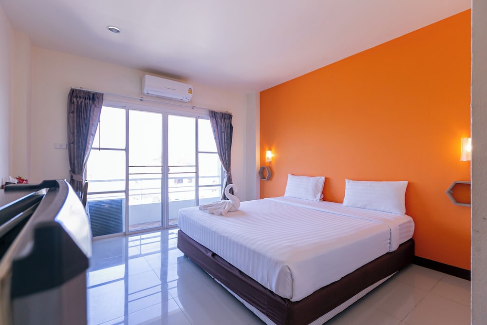 Deluxe, King Bed