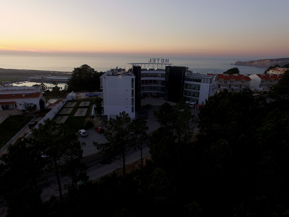 Hotel Miramar Sul 74/76