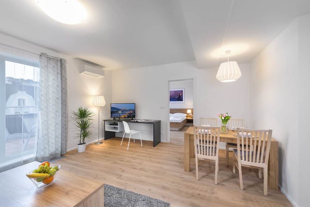 Downtown Suites Belohorska 49/69