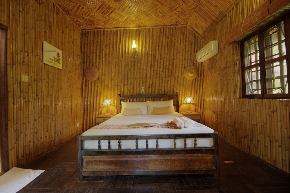 Palm Village Resort Spa 9/50