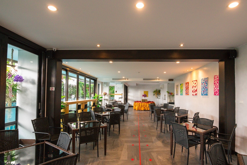 Lani Chiang Mai Hotel 49/59