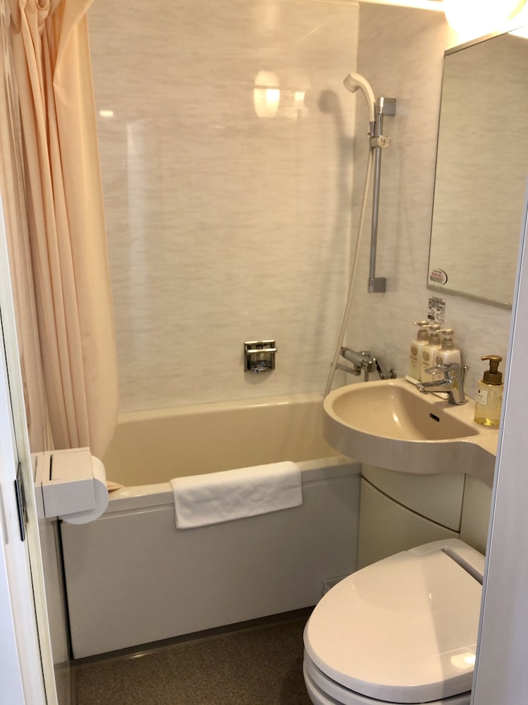 Hotel Mid In Meguro-Ekimae 68/71