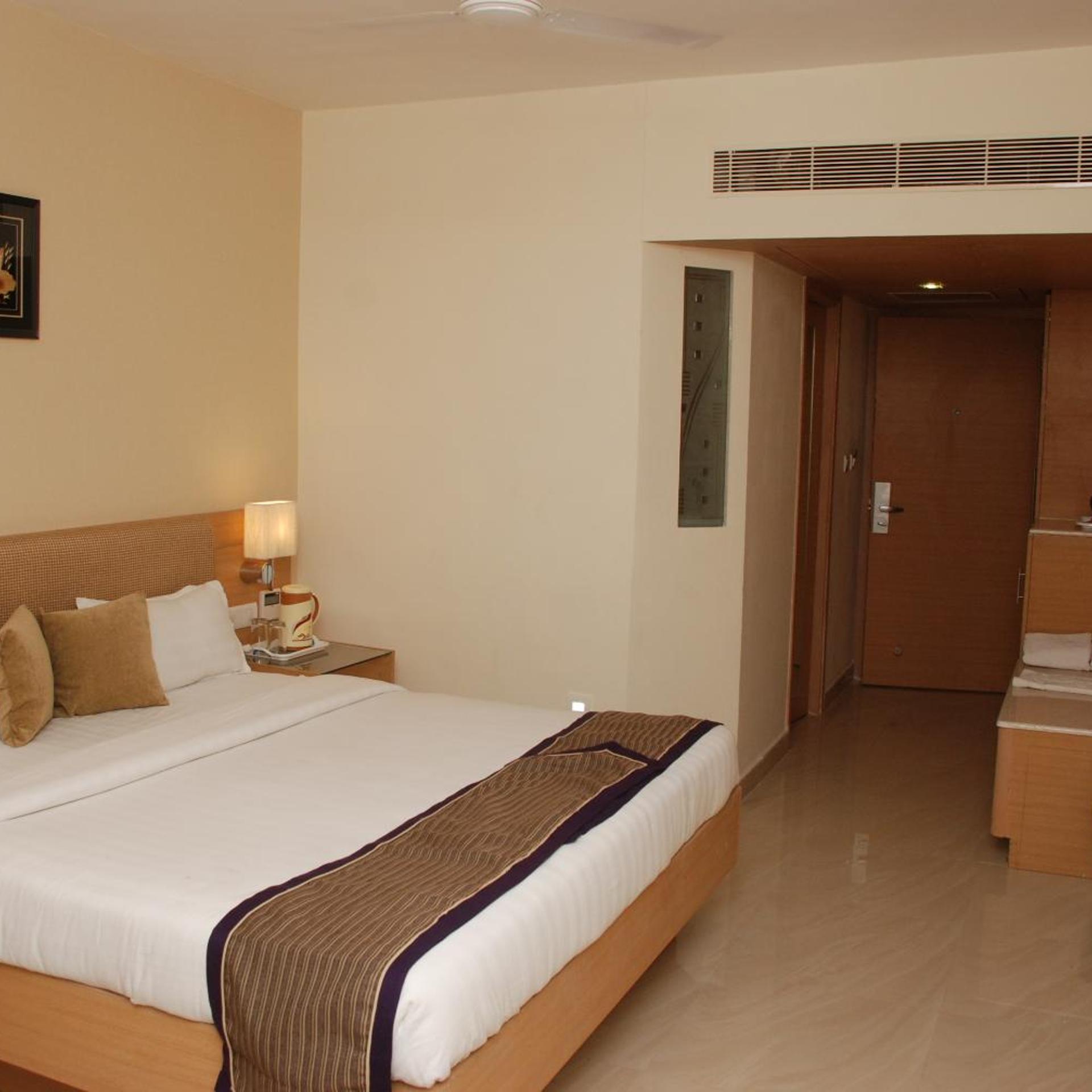 PLA KRISHNA INN 13/39